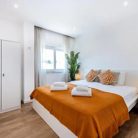 Centre Ocean View * Lagos