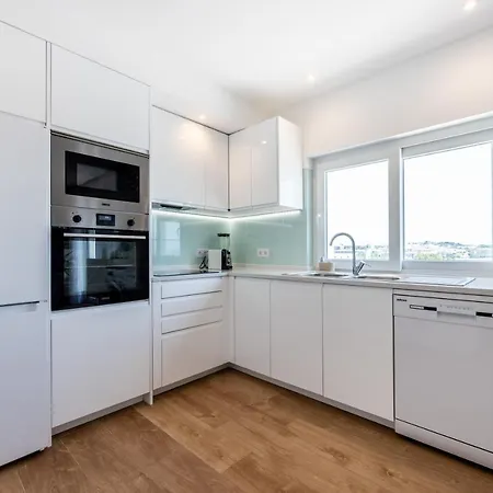 Centre Ocean View * Lagos